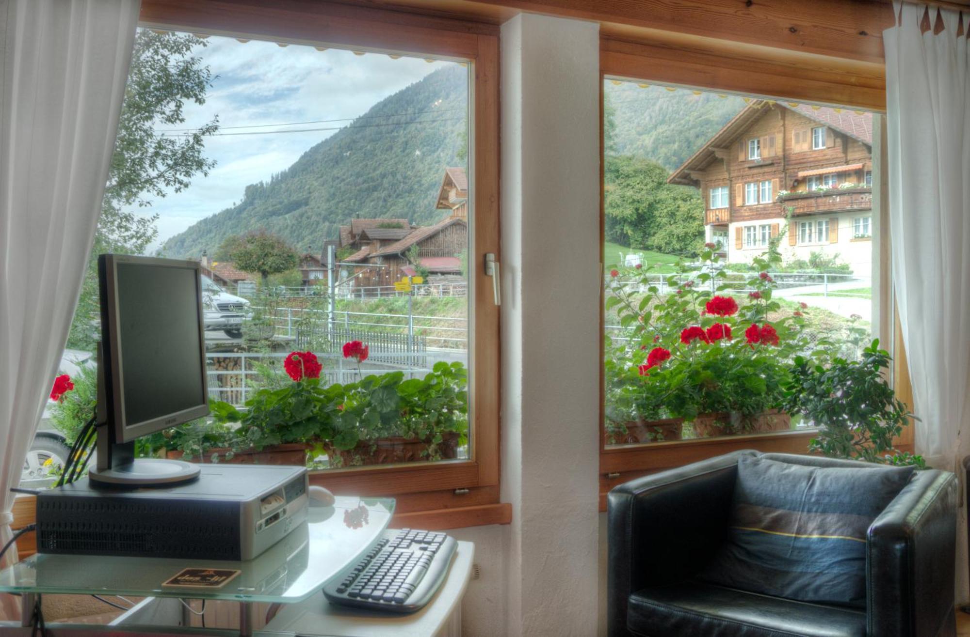 Hotel Brienzersee ริงเกนแบร์ก ภายนอก รูปภาพ
