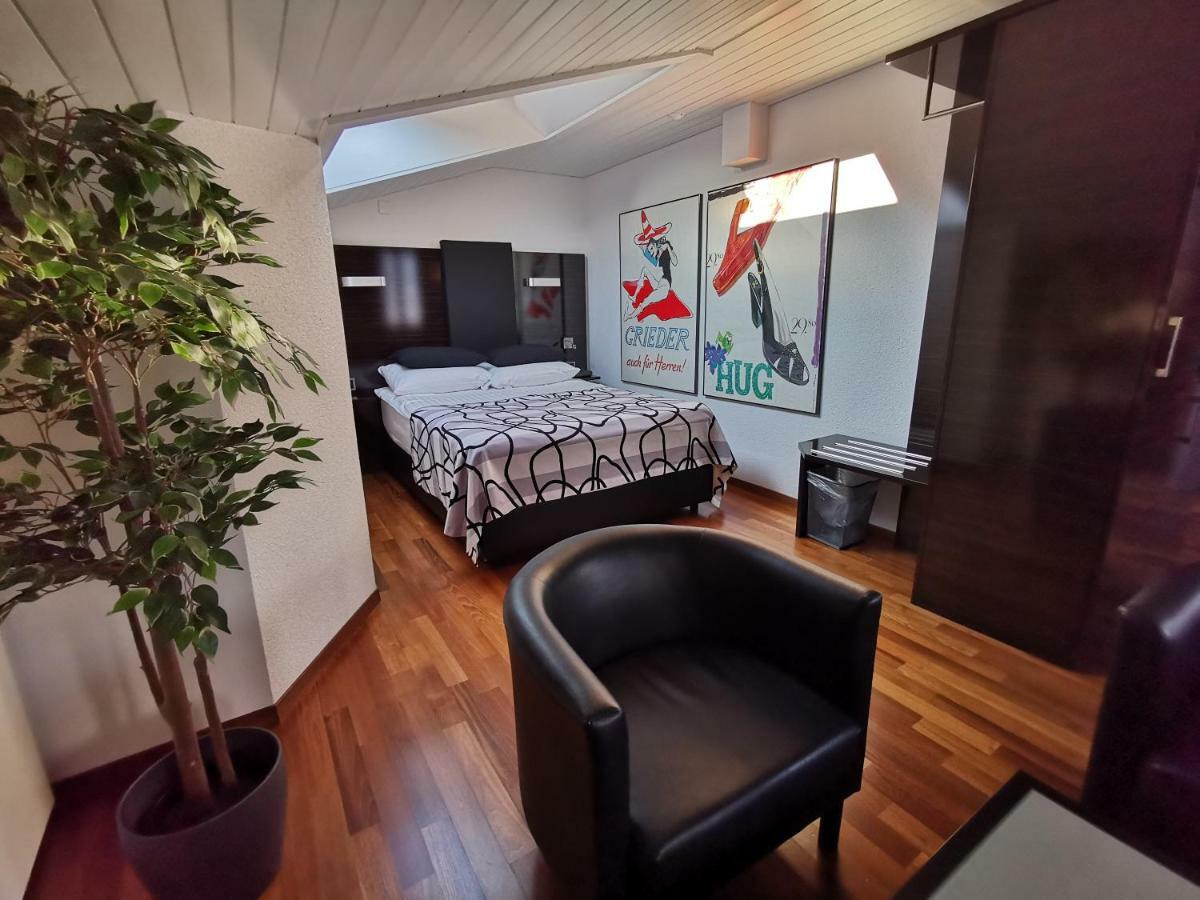 Hotel Brienzersee ริงเกนแบร์ก ภายนอก รูปภาพ
